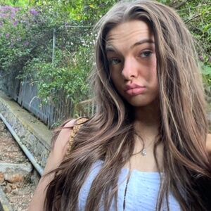 Meet your Posher, Kendall